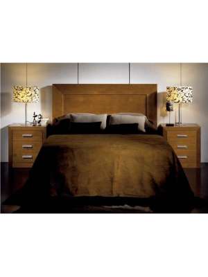 Conjunto de Quarto Casamento - Cabeceira e Mesas em Madeira