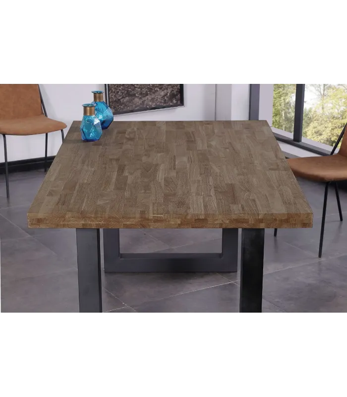 Mesa de jantar Loft em carvalho americano e metal preto