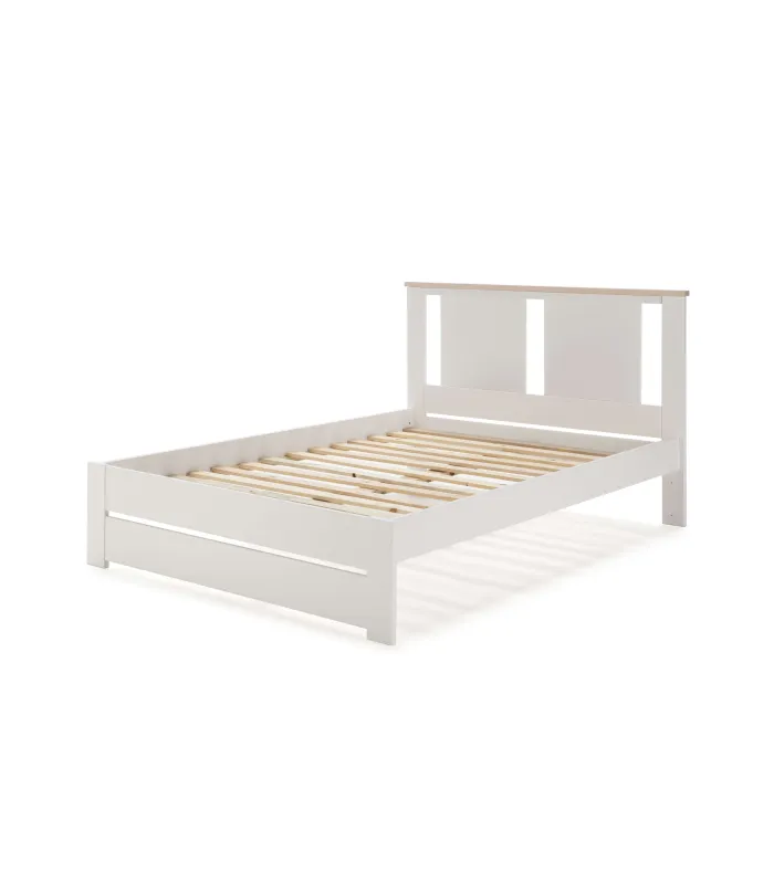 Cama Elara blanca para matrimonios, diseño elegante.