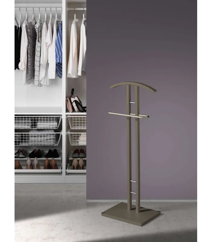 Galán en madera haya moka y herrajes cromo satinado