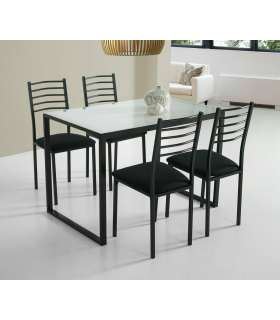 Conjunto de mesa e 4 cadeiras Noa em preto e branco