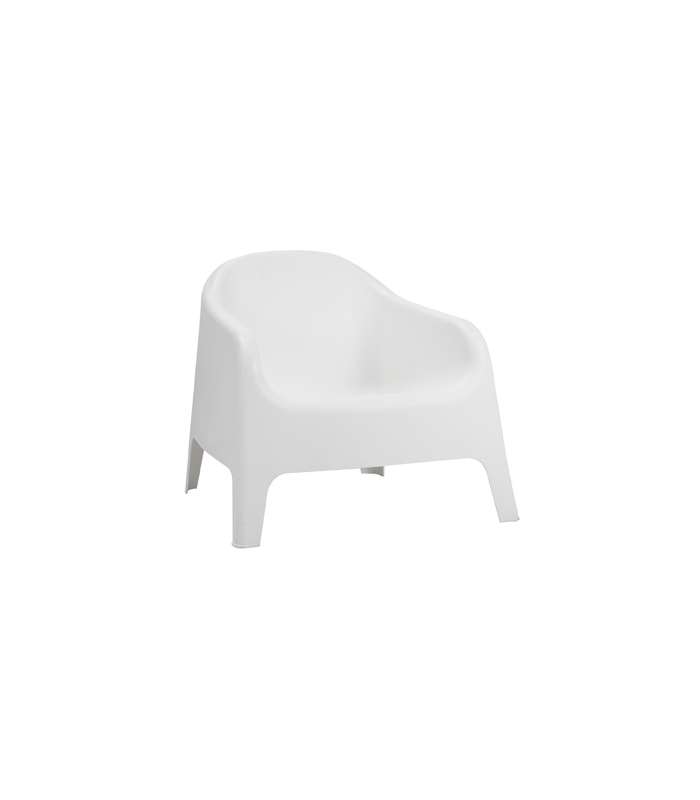 copy of Bahia-30 stackable huitex armchair.