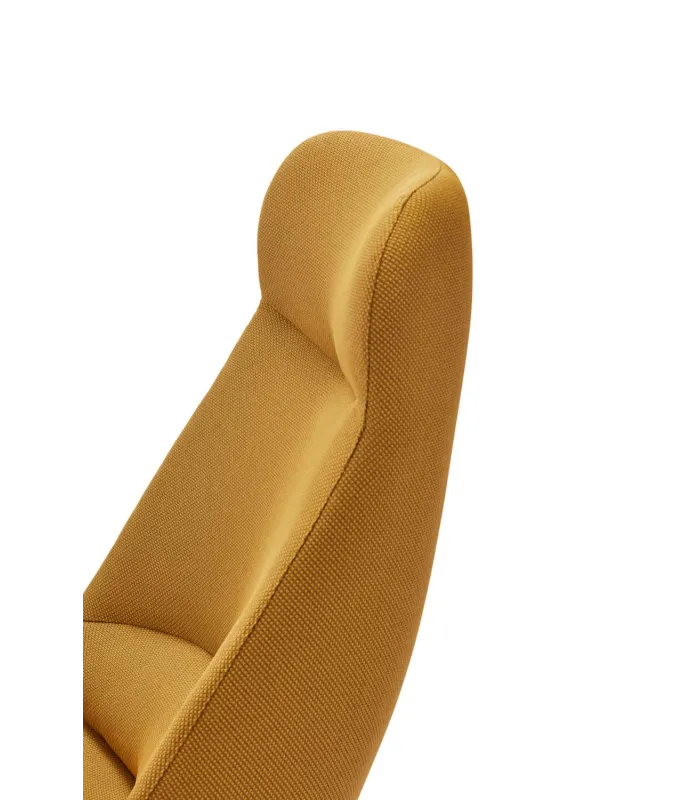 Butaca Dins-Alta color mostaza, elegante y moderna