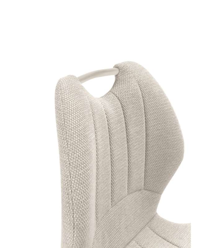 Elegância e conforto com o pacote de cadeiras Omar.