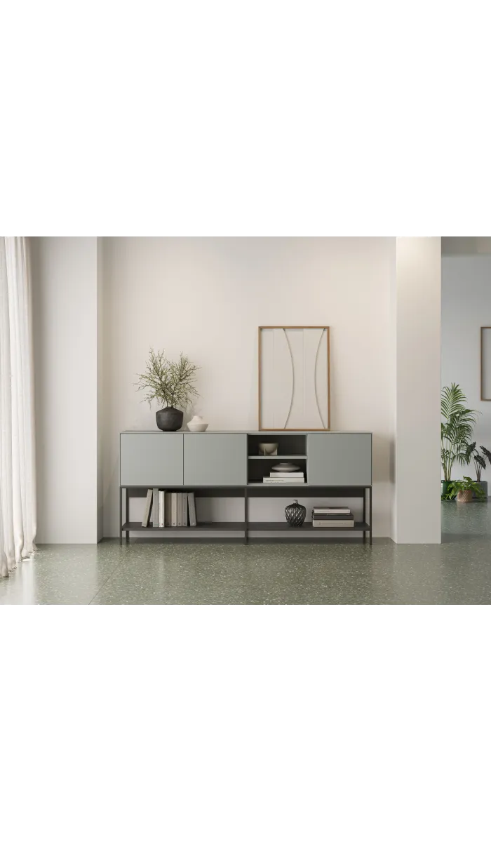 Mueble aparador modelo Doric 3 puertas 3 cajones interiores acabado blanco.