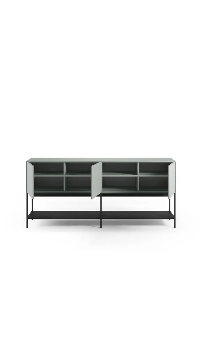 Mueble aparador modelo Doric 3 puertas 3 cajones interiores acabado blanco.